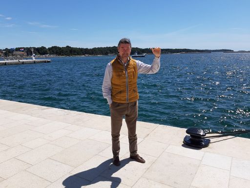 Vorschau Bild von Denis Ivošević im Hafen von Porec.