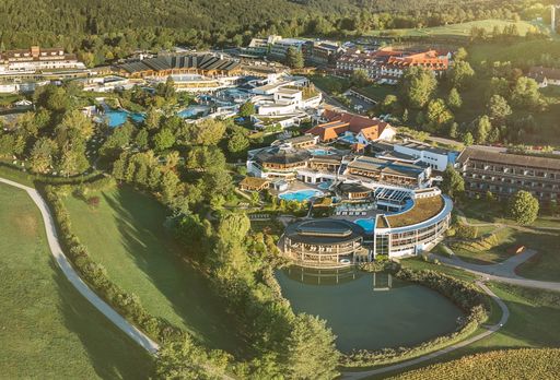  Ein Investitionsimpuls dient als Basis für den weiteren Ausbau
der touristischen Position der ersten steirischen Wellness-Therme.