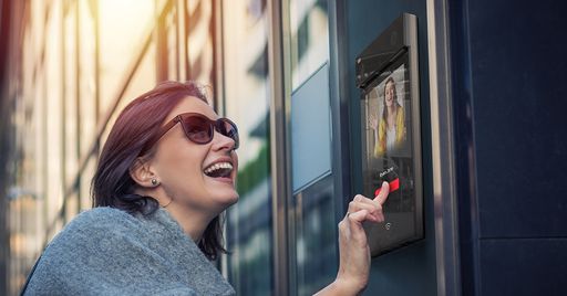  2N IP Style kombiniert das Beste aus der IP-Technik
und modernem Design.