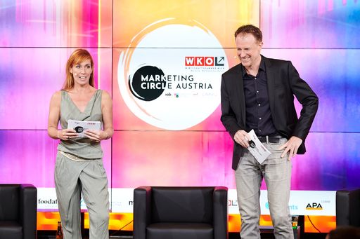 Vorschau Bild von v.l.n.r.: Adriana Zartl und Manfred Gansterer ©
Martin Hörmandinger