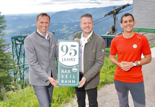 Mit einem 95-jährigen Bestandsjubiläum startet die
Rax-Seilbahn in den Sommer 2021.