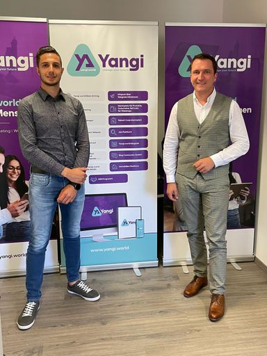  Yangi.world-CEO Michael Koch, PR- und
Vertriebsberater Gerald Weilbuchner