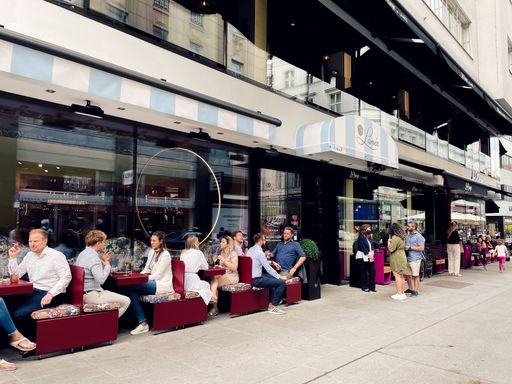 Vorschau Bild von Der neue Schanigarten der Lamée Minibar.