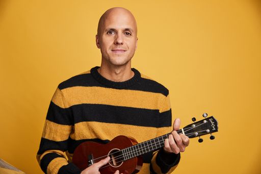  Milow ist am 14. August in der Autostadt in Wolfsburg live zu
erleben. / Weiterer Text über ots und www.presseportal.de/nr/19185 /
Die Verwendung dieses Bildes ist für redaktionelle Zwecke unter
Beachtung ggf. genannter Nutzungsbedingungen honorarfrei.
Veröffentlichung bitte mit Bildrechte-Hinweis.