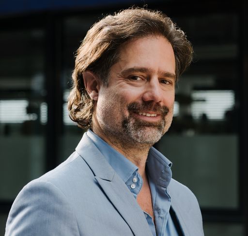 Vorschau Bild von Portrait-photo of Can Ansay CEO of Dr Ansay AU-Schein GmbH Credit
Michael Kohls / / Weiterer Text über ots und
www.presseportal.de/nr/135847 / Die Verwendung dieses Bildes ist für
redaktionelle Zwecke unter Beachtung ggf. genannter
Nutzungsbedingungen honorarfrei. Veröffentlichung bitte mit
Bildrechte-Hinweis.