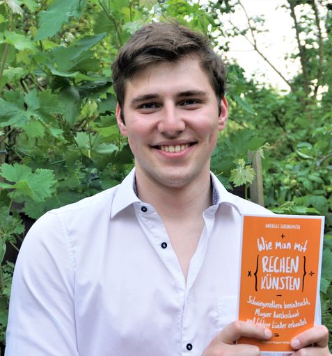 Andreas Ehrendorfer (23) begeistert mit einem
humorvollen Buch für Mathematik im Alltag
