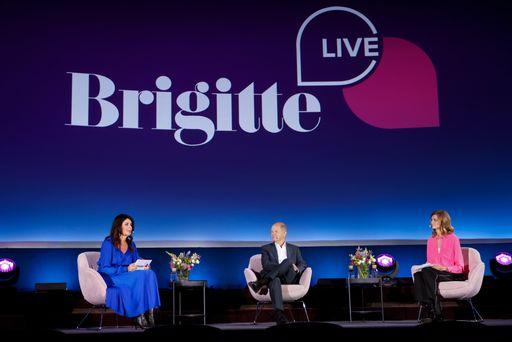 Vorschau Bild von BERLIN, GERMANY - JULY 28: Brigitte Huber, Olaf Scholz and Meike
Dinklage during the Brigitte Live with Olaf Scholz on July 28, 2021
in Berlin, Germany. (Photo by Franziska Krug/Getty Images for
Brigitte) / Weiterer Text über ots und www.presseportal.de/nr/6788 /
Die Verwendung dieses Bildes ist für redaktionelle Zwecke unter
Beachtung ggf. genannter Nutzungsbedingungen honorarfrei.
Veröffentlichung bitte mit Bildrechte-Hinweis.