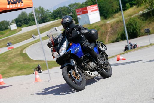 Vorschau Bild von SAFEBIKE Fahrtechniktraining im Driving Camp
Pachfurth