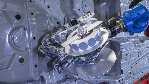 Vorschau Bild von Mit neuartigen Klebepads lassen sich Löcher in der Autokarosserie
per Robotertechnik schnell verschließen. / Weiterer Text über ots
und www.presseportal.de/nr/77628 / Die Verwendung dieses Bildes ist
für redaktionelle Zwecke unter Beachtung ggf. genannter
Nutzungsbedingungen honorarfrei. Veröffentlichung bitte mit
Bildrechte-Hinweis.