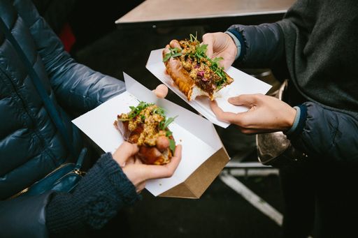 Vorschau Bild von Hotdog von Kimbodogs am Fesch’markt Wien