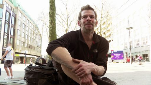 Vorschau Bild von Sven (42) / Weiterer Text über ots und
www.presseportal.de/nr/6605 / Schwerpunkt Reportagen: Erfolgreicher
Donnerstagabend bei RTLZWEI / Die Verwendung dieses Bildes ist für
redaktionelle Zwecke unter Beachtung ggf. genannter
Nutzungsbedingungen honorarfrei. Veröffentlichung bitte mit
Bildrechte-Hinweis.