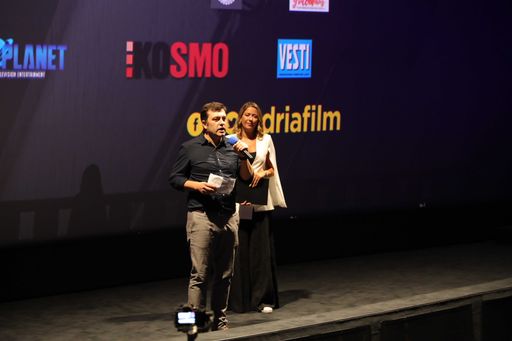 Vorschau Bild von Im Vordergrund: Pedja Ljubojević, Managing Director Adria Film