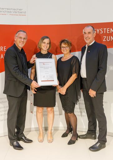 v.l.: Christian Kneil (APA), Alexandra Roth (APA),
Walburga Fröhlich (capito), Klaus Candussi (capito)