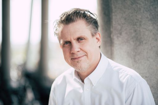 Univ.-Prof. Dr. Lars-Peter Kamolz, Leiter der
Klinischen Abteilung Plastische, Ästhetische und Rekonstruktive
Chirurgie der MedUni Graz und österreichischer Speaker beim Kongress
der International Society of Aesthetic Plastic Surgery (ISAPS)