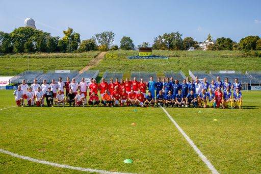 Vorschau Bild von Die vier Teams des Ludwig/Ruck
Benefizfußball-Turniers 2021