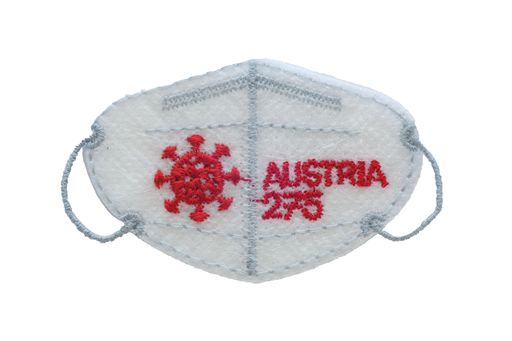 Vorschau Bild von So sieht die Mini-FFP2-Maske aus. Sie hat einen Nennwert von 2,75
Euro, kann wie herkömmliche Briefmarken zur Frankierung von Briefen
verwendet werden und ist ab 16. September erhältlich.