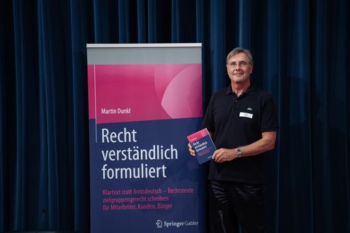 Vorschau Bild von Fachbuchautor Martin Dunkl