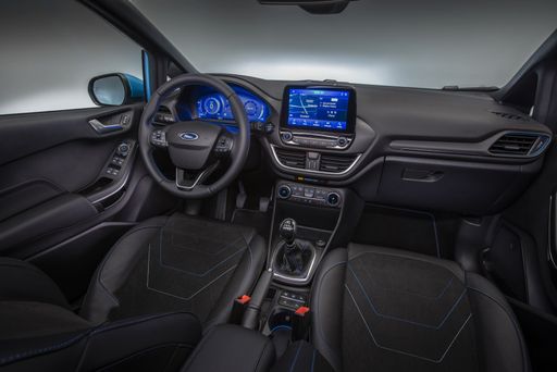 Vorschau Bild von neues, digitales Cockpit / Der neue Ford Fiesta: Der moderne,
bestens vernetzte und selbstbewusste Kleinwagen ist bereit für die
Zukunft / Weiterer Text über ots und www.presseportal.de/nr/143363 /
Die Verwendung dieses Bildes ist für redaktionelle Zwecke unter
Beachtung ggf. genannter Nutzungsbedingungen honorarfrei.
Veröffentlichung bitte mit Bildrechte-Hinweis.