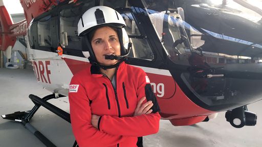 Vorschau Bild von Britta fliegt in Schleswig-Holstein Rettungseinsätze mit dem
Helikopter. Zu ihren anstrengenden Einsätzen, die nicht immer gut
ausgehen, kommen lange Schichten und ein Camper als Raststätte. /
Weiterer Text über ots und www.presseportal.de/nr/6605 / Die
Verwendung dieses Bildes ist für redaktionelle Zwecke unter
Beachtung ggf. genannter Nutzungsbedingungen honorarfrei.
Veröffentlichung bitte mit Bildrechte-Hinweis.