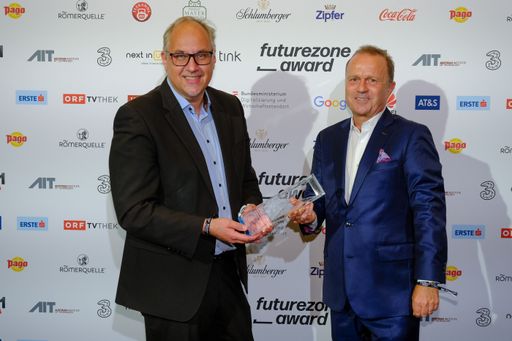 Vorschau Bild von Gerry Foitik und Thomas Prantner beim futurezone
Award