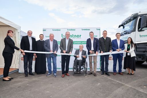 Banddurchschneidung bei Brantners Erdenreich
Eröffnung