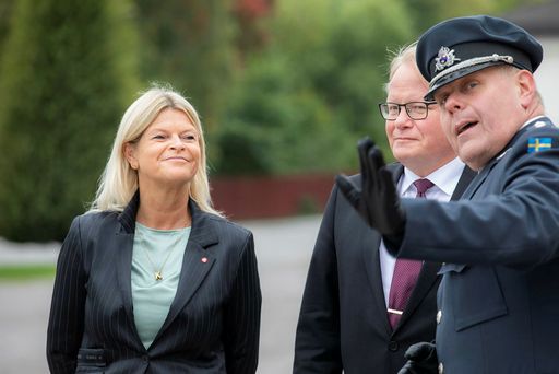 Verteidigungsministerin Tanner besucht den schwedischen
Amtskollegen.