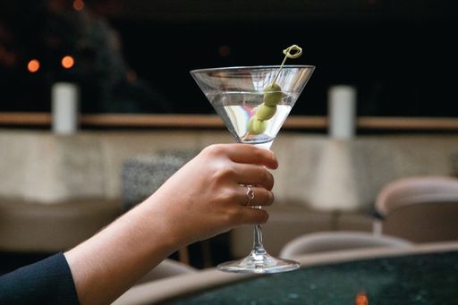 Vorschau Bild von Martini in der Cascade Bar, Vienna Marriott Hotel
