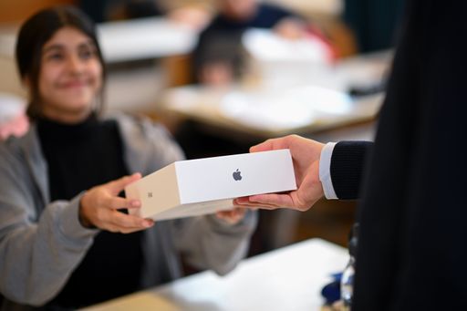Vorschau Bild von Schüler*innen der 1. und 2. Klassen an AHS und
Mittelschulen bekommen iPads und Tablets als digitale Lernbegleiter
