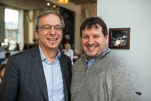 Helmut Leopold (AIT; links) und Peter Lieber
(Lieber.Group; rechts) stellten 2019 das gemeinsame Produkt
ThreatGet vor und freuen sich nun über die Auszeichnung des
holistischen Consultingansatzes beim Constantinus 2021