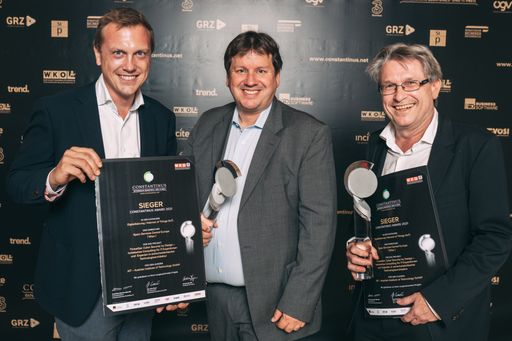 Vorschau Bild von Die Lieber.Group (Geschäftseinheit ThreatGet)
gewinnt den 1. Preis des Constantinus 2021 in der Kategorie
Digitalisierung/Internet of Things