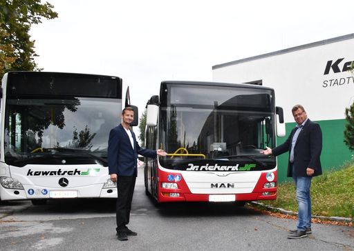 Vorschau Bild von 25 Jahre Dr. Richard in Kärnten - Der traditionsreiche Busbetrieb
Kowatsch erhält den Namen seines Mutterunternehmens