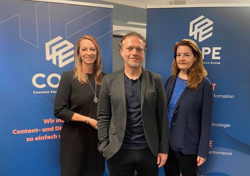 Xenia Daum (Geschäftsführerin COPE), Lukas Kircher (Chief
Creative Consultant bei COPE), Eva Weissenberger (Head of Data &
Media Center bei der Wirtschaftskammer Österreich)