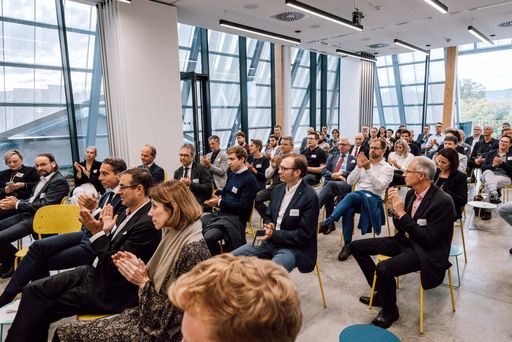 Vorschau Bild von Gespanntes Auditorium bei den Executive Innovation
Talks