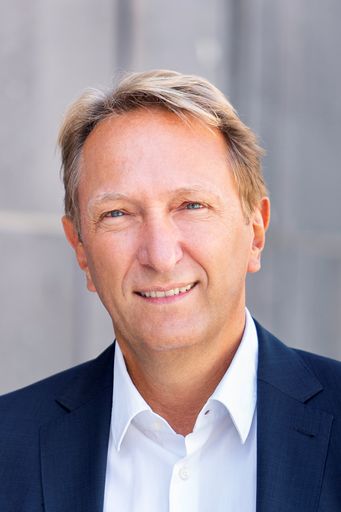  Bild zu Klaus Magele stößt zur Unternehmensspitze bei Morawa Buch
und Medien