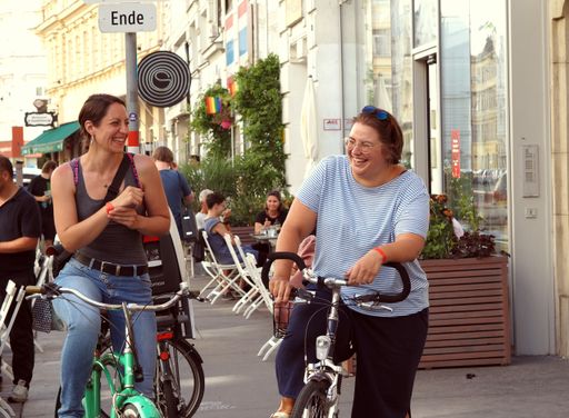 Vorschau Bild von TeilnehmerInnen einesFood & Rad Festivals von Gusto
Guerilla