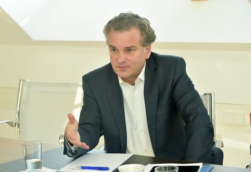 CEO Christoph Klingler: „Mit OETICKET.Pass schützen
wir Fans künftig noch umfassender vor unautorisierten Angeboten.“