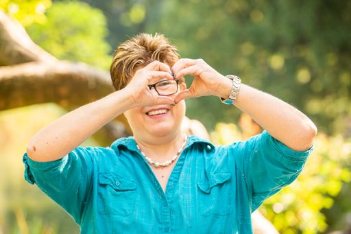 Plasmapatientin Karin Modl, Obfrau des Vereins ÖSPID