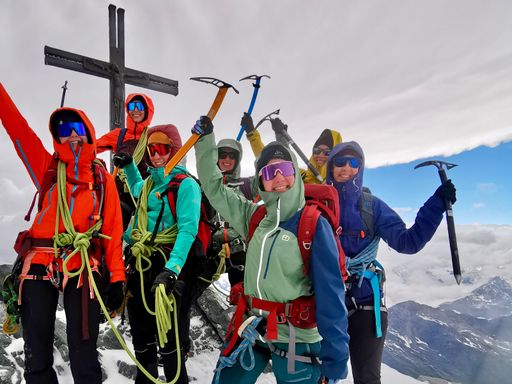 Vorschau Bild von Frauenseilschaft Allalinhorn