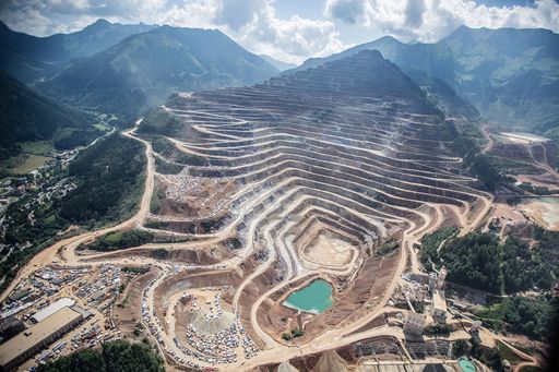 Red Bull Erzbergrodeo 2022: der "Berg aus Eisen" ist bereit für
tausende Endurosportler aus aller Welt