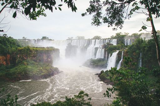 Die Iguazú-Wasserfälle in Argentinien / Weiterer Text über ots
und www.presseportal.de/nr/152361 / Die Verwendung dieses Bildes ist
für redaktionelle Zwecke unter Beachtung ggf. genannter
Nutzungsbedingungen honorarfrei. Veröffentlichung bitte mit
Bildrechte-Hinweis.
