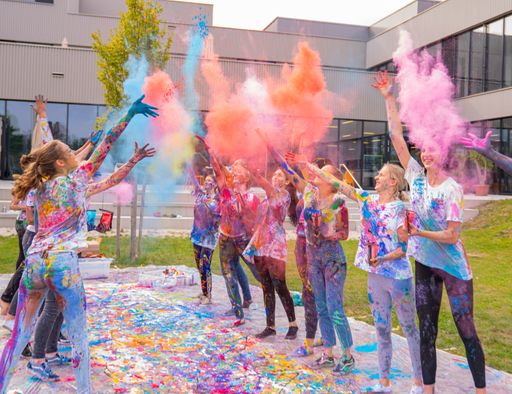 Ab dem Schuljahr 2021/22 bietet der OeAD im Auftrag
des BMBWF mit seiner neuen Initiative "Kultur:Bildung" das
umfangreichste Kunst- und Kulturvermittlungsprogramm mit Schulen in
ganz Österreich an.