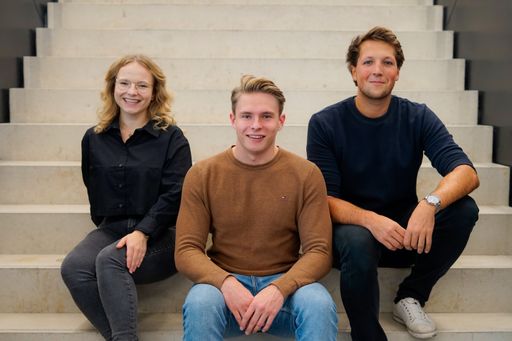 Vorschau Bild von Das neue Vorsitzteam der ÖH Uni Innsbruck
(Anna-Maria Weiß, Daniel Müller, Lukas Schobesberger, vlnr)