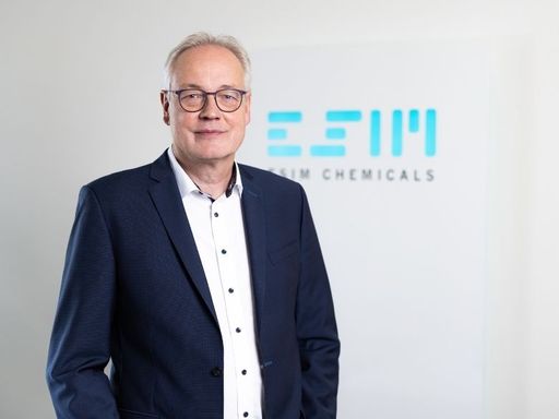 Strategische Neuausrichtung von ESIM Chemicals: Dr.
Frank Wegener, CEO ESIM Chemicals, legt Unternehmensfokus auf
Custom-Manufacturing-Geschäft