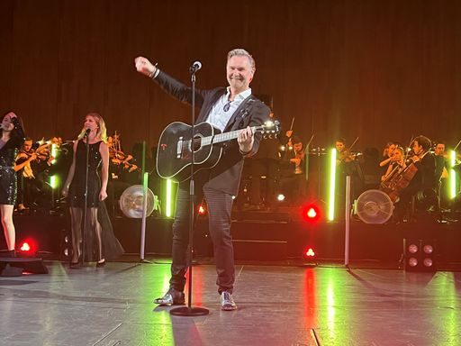 Vorschau Bild von NIK P & Band begeistern im Salzburger Festspielhaus