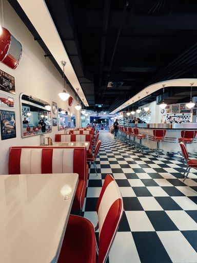 Vorschau Bild von diner inside Möbel