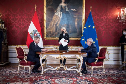 Landeshauptmann Thomas Stelzer und Bundespräsident
Alexander Van der Bellen.