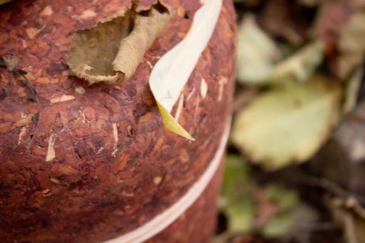 Vorschau Bild von Urne aus heimischer Lärchenrinde