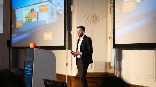 CEO Stefan Raffeiner eröffnet die 48. Untis Tagung
in Salzburg