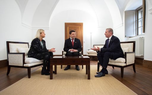 Vorschau Bild von 04 11 2021 Grenztreffen mit Verteidigungsminister
S.E. Tibor Benkö in Sopron