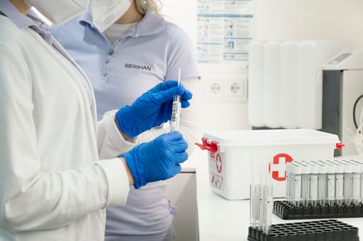 Vorschau Bild von COVID CARE - Auswertung der Tests im Labor